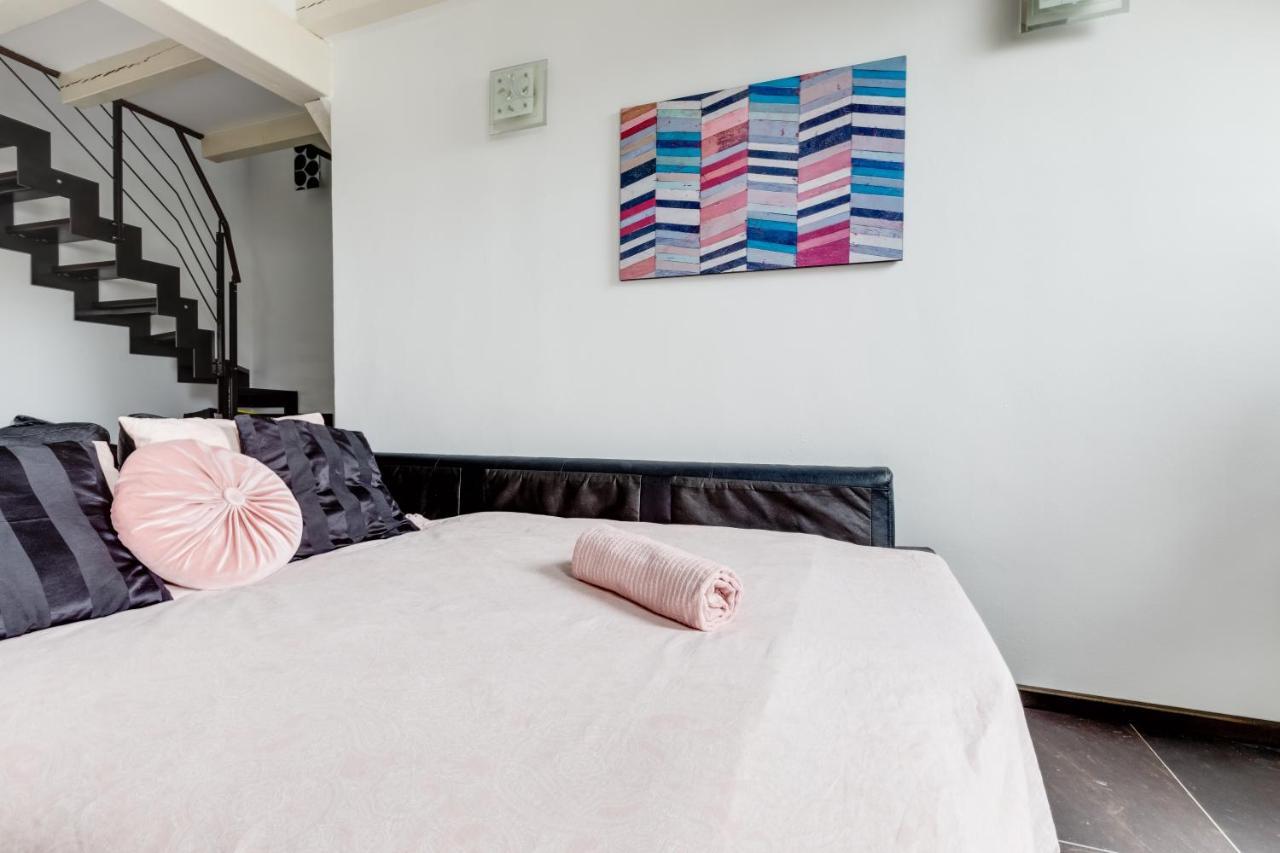 Spacious Stylish Attic In The Heart Of The Center - Karlovo Prague