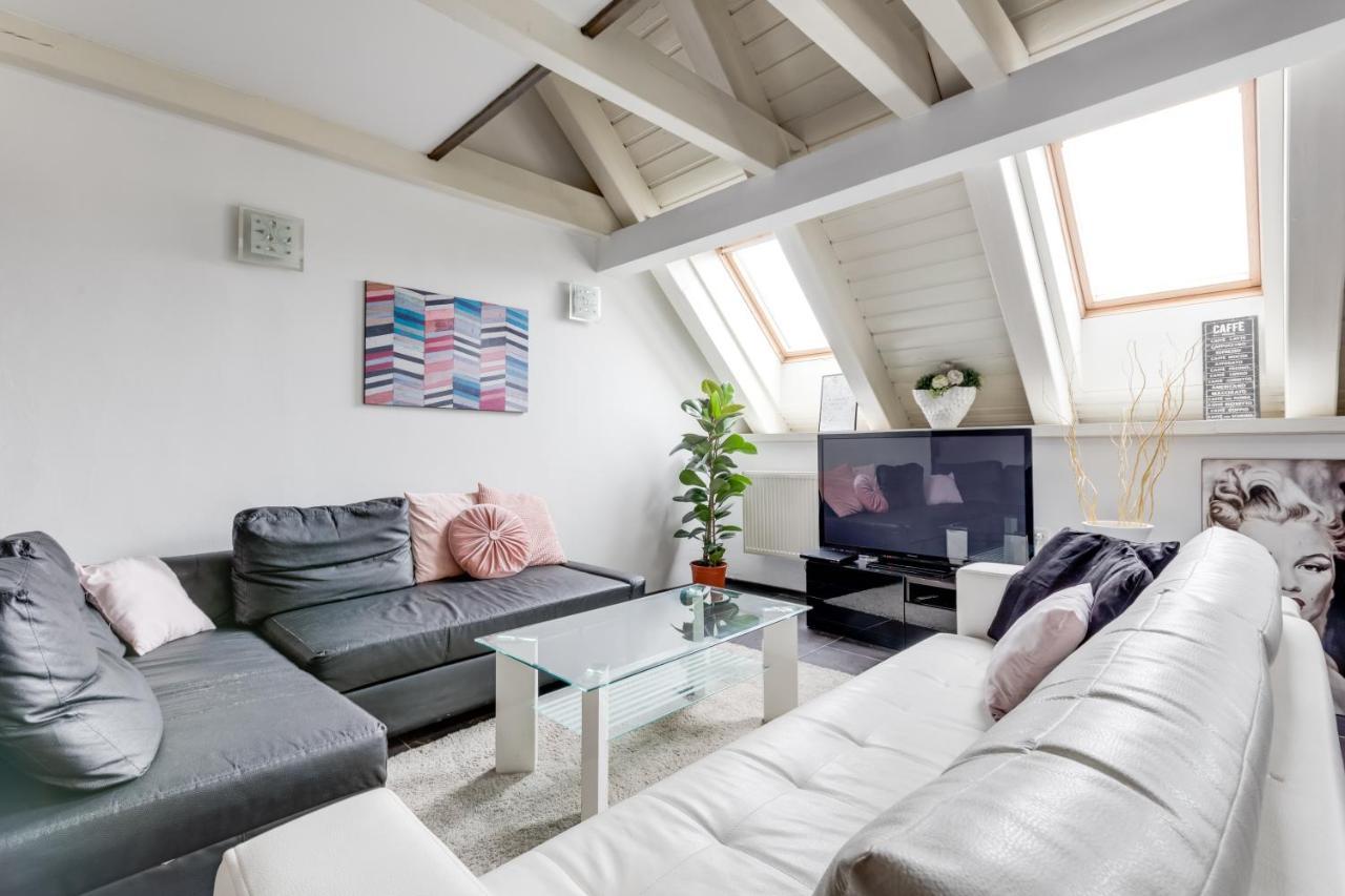 Appartement Spacious Stylish Attic In The Heart Of The Center - Karlovo